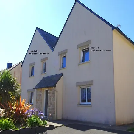 Holiday home Modern Semi Detached House With Terrace Quay Portrieux