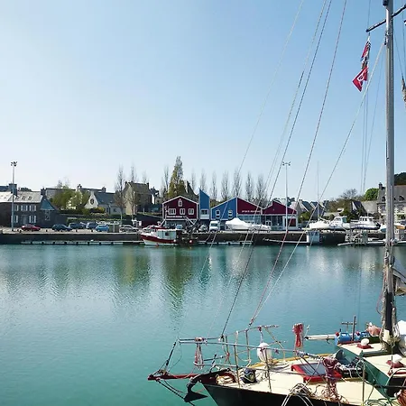 Holiday home Modern Semi Detached House With Terrace Quay Portrieux